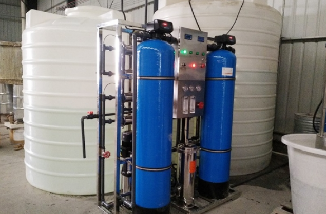 工業<a href=http://m.hongxingchang.com/fstcjssb/ target=_blank class=infotextkey>反滲透凈水設備</a>